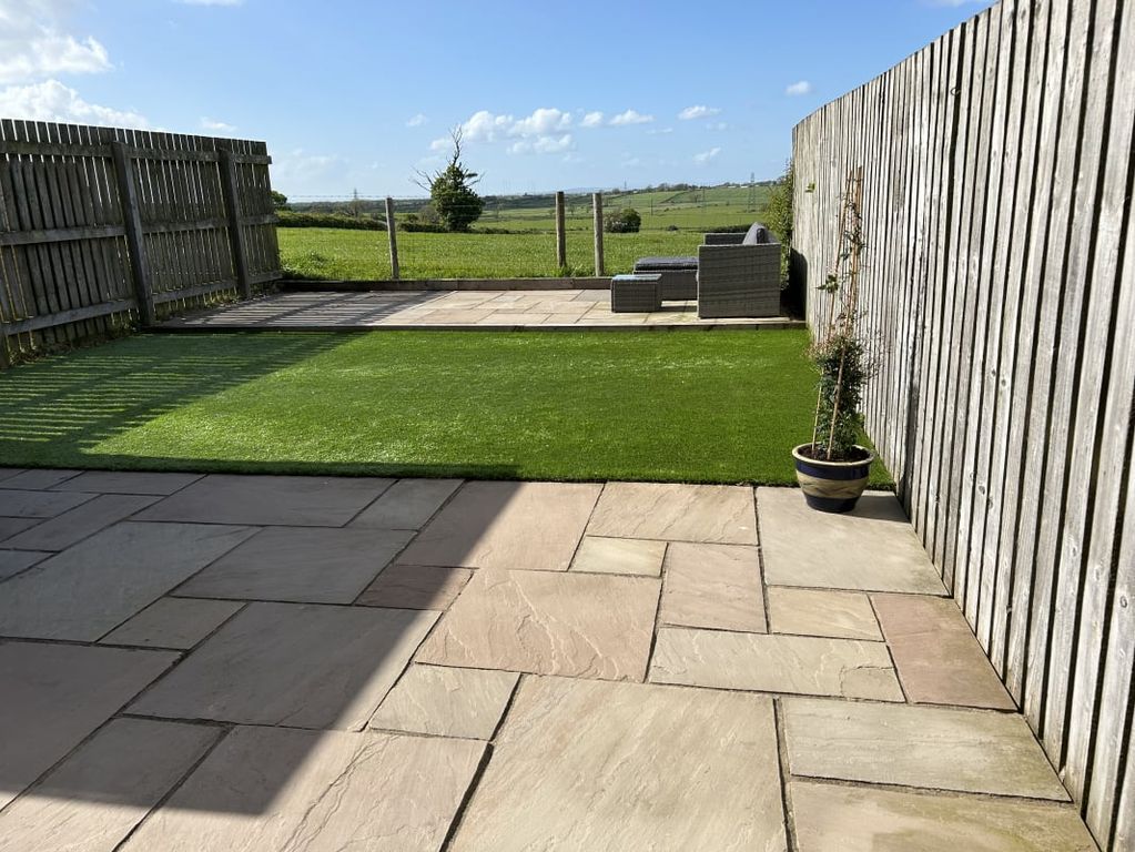 Property photo 3 of 10
