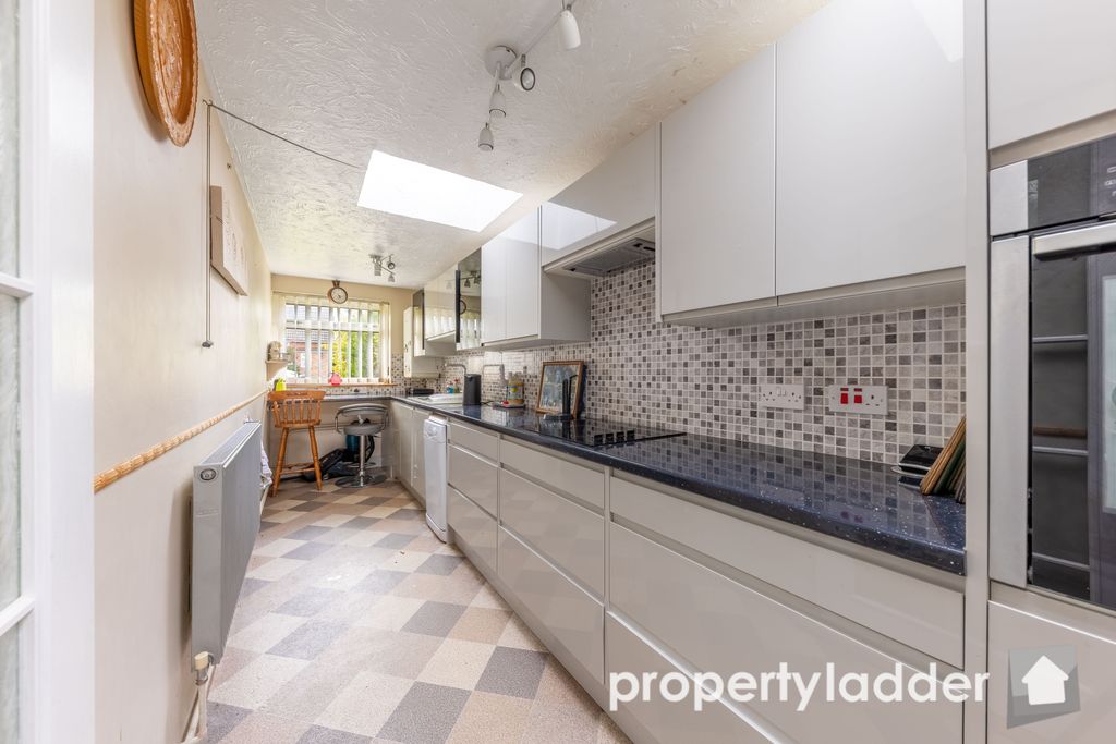 Property photo 2 of 14 Pl-9