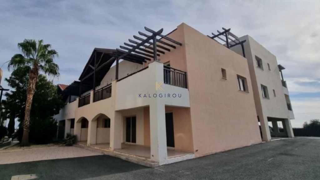 Property photo 1 of 2