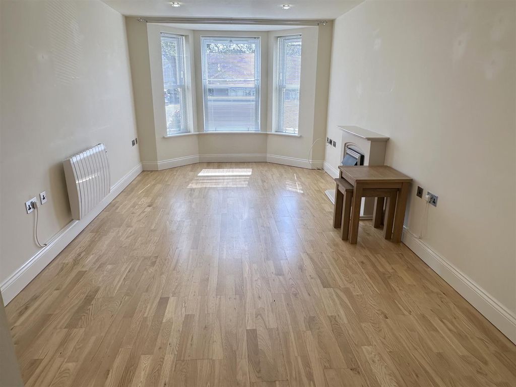 Property photo 2 of 9 Img_0155.Jpg