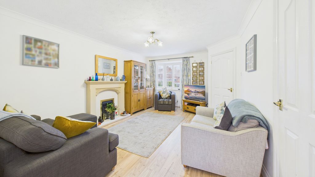 Property photo 2 of 14 Cam04968G0-Pr0086-Still009