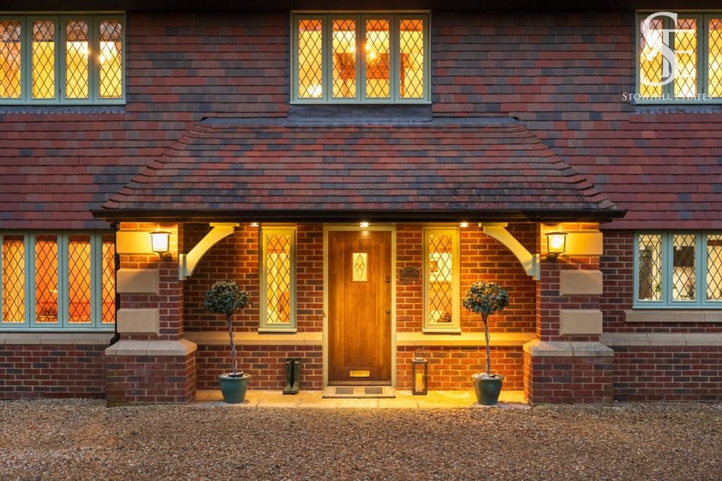 Property photo 1 of 26