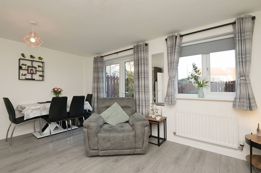 Property photo 3 of 30