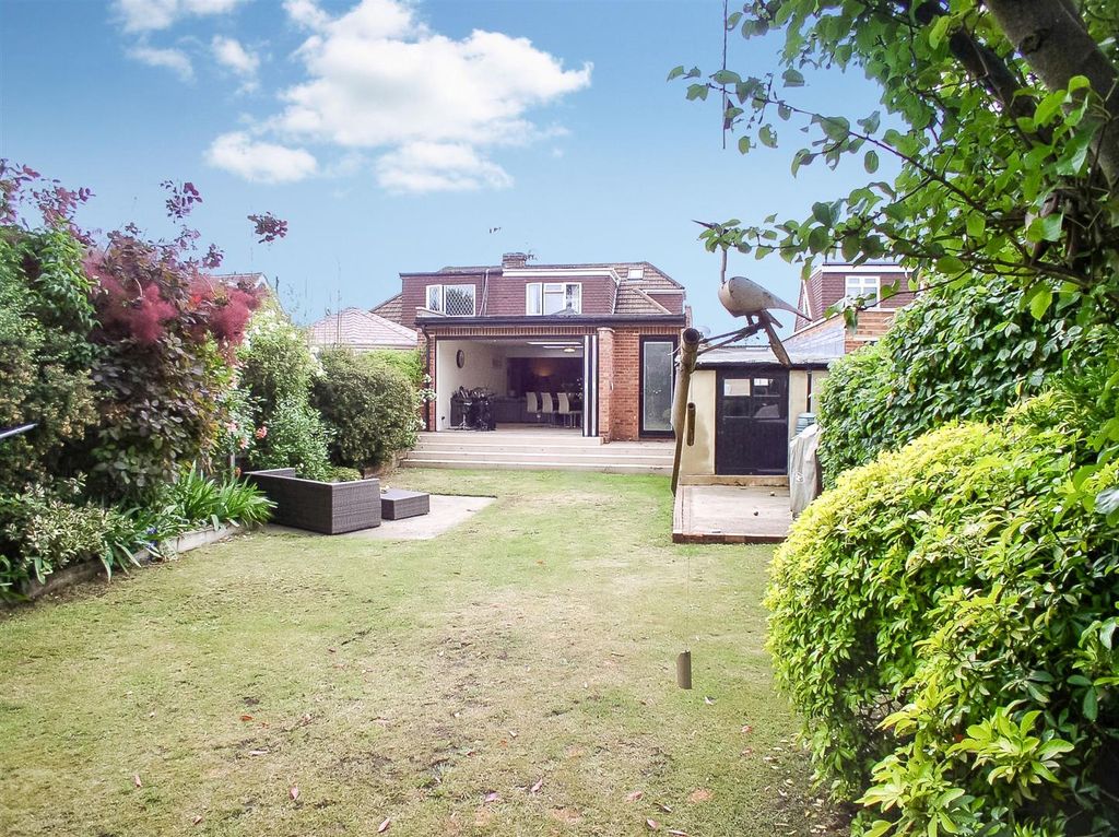 Property photo 3 of 16