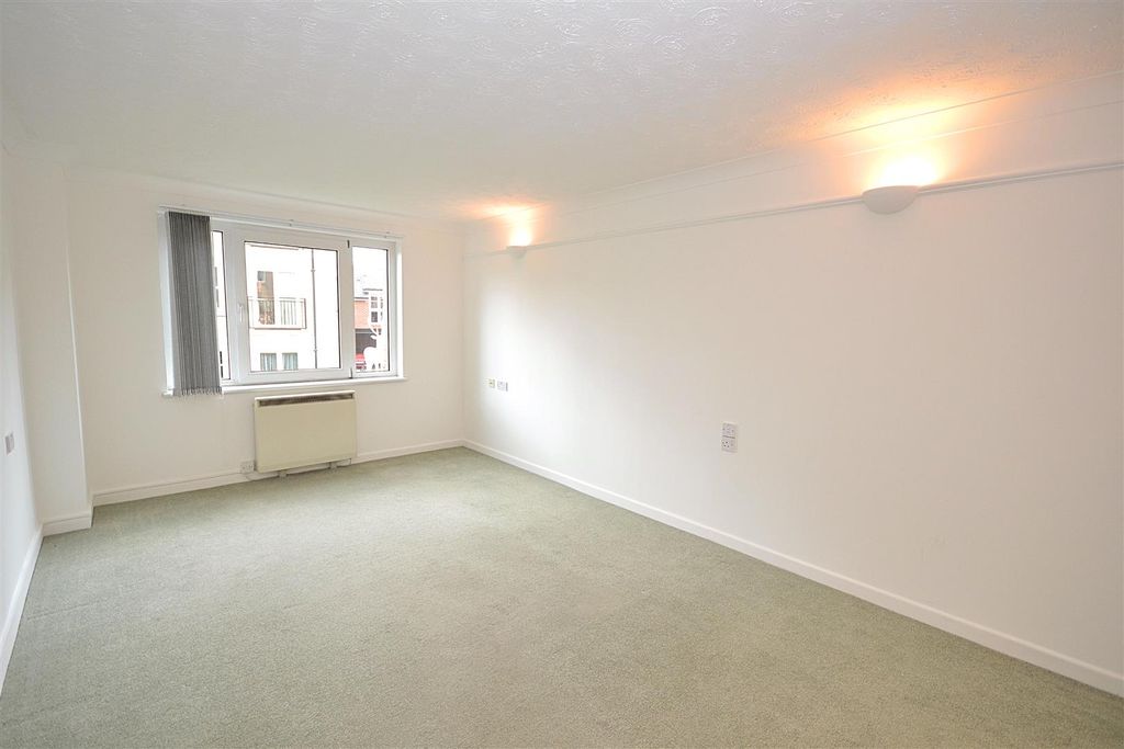 Property photo 2 of 13 14 (38).Png
