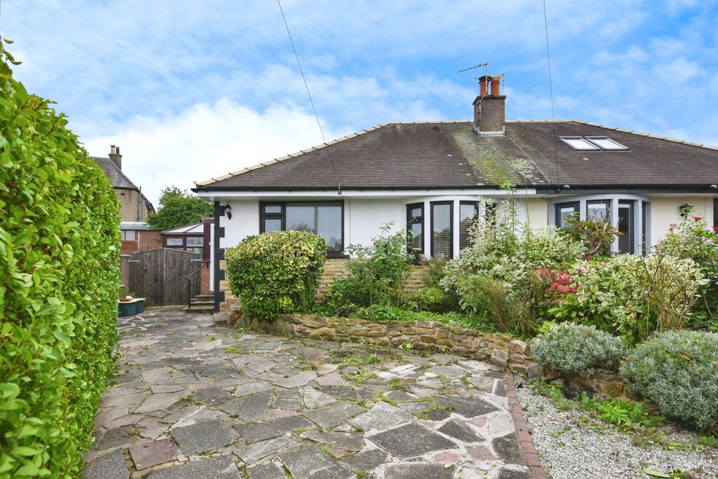 Property photo 1 of 17 Photo