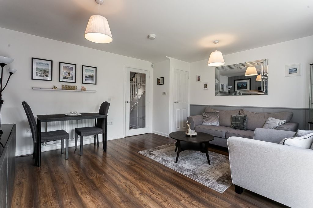 Property photo 3 of 26