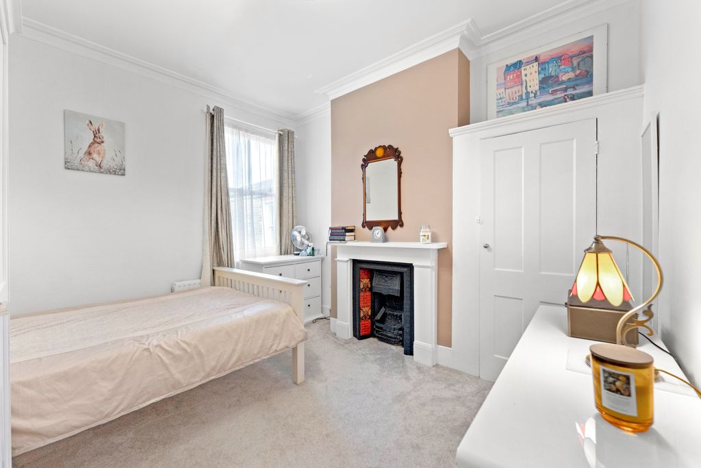 Property photo 3 of 15 Dsc07440