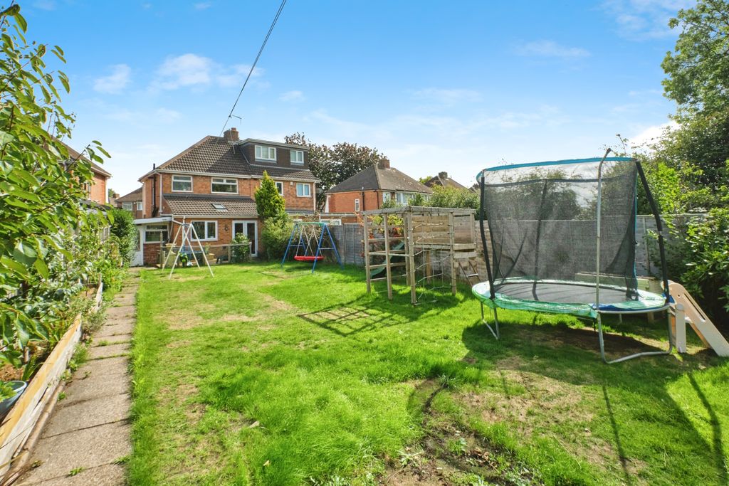 Property photo 2 of 20 60Hollydalerd-16678