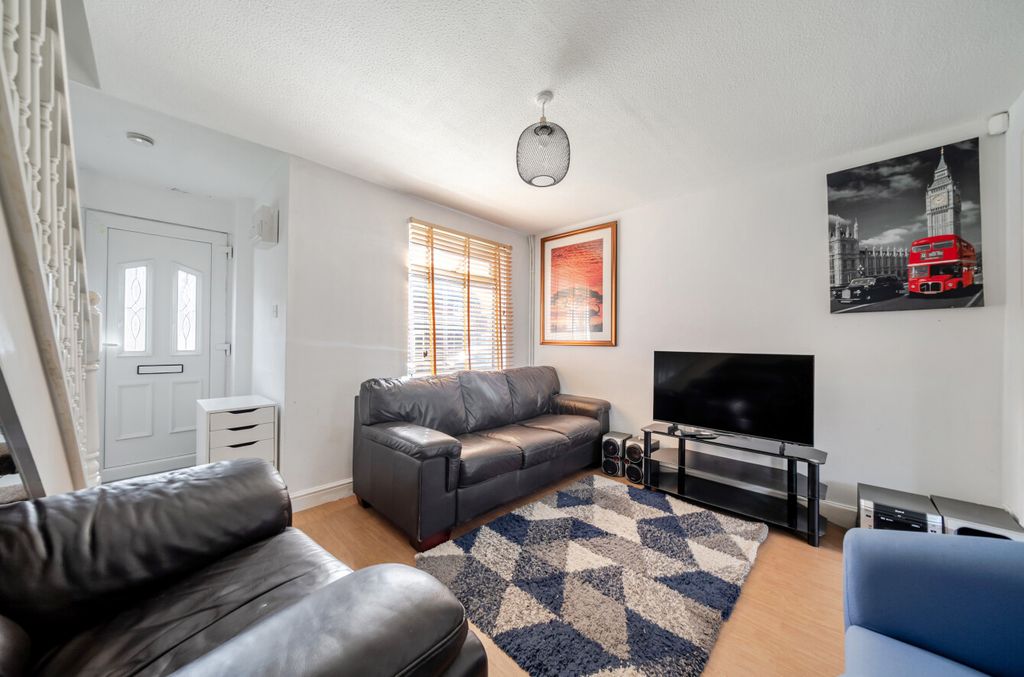Property photo 2 of 19 1530064-13-1A11B5...