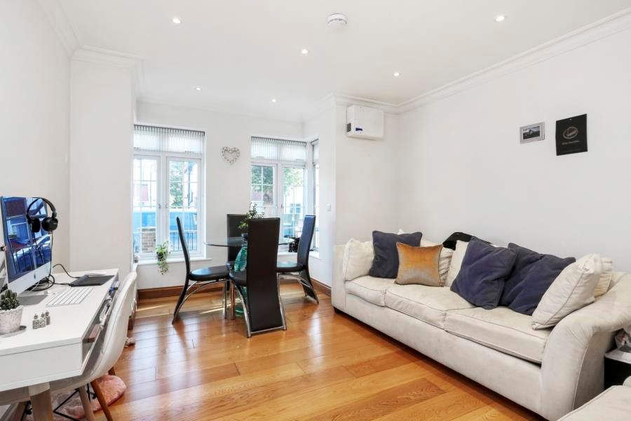 Property photo 1 of 5