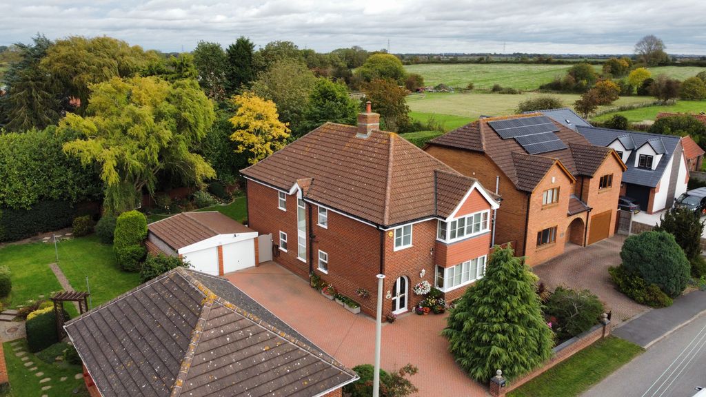 Property photo 1 of 21