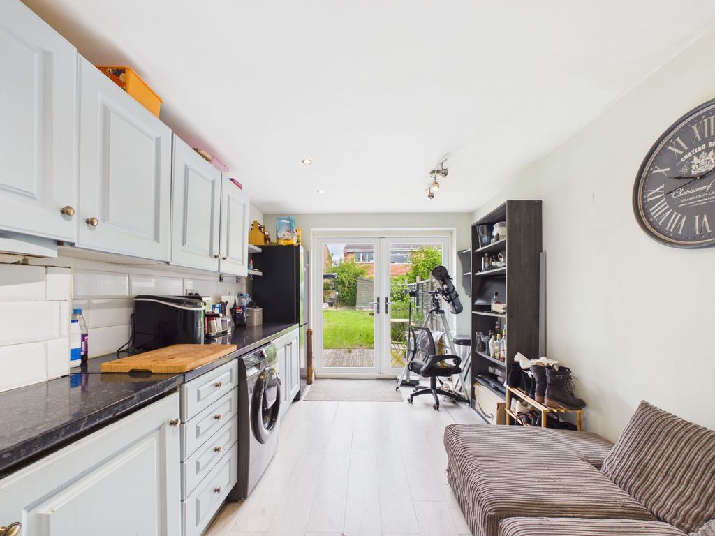 Property photo 2 of 17