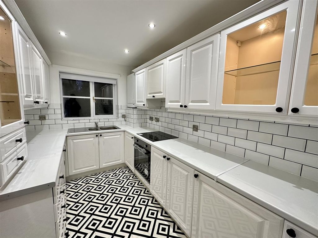 Property photo 3 of 7 Ca1866Dd-4231-4Ceb-9Abc-1Bab90Daa6C3.Jpeg