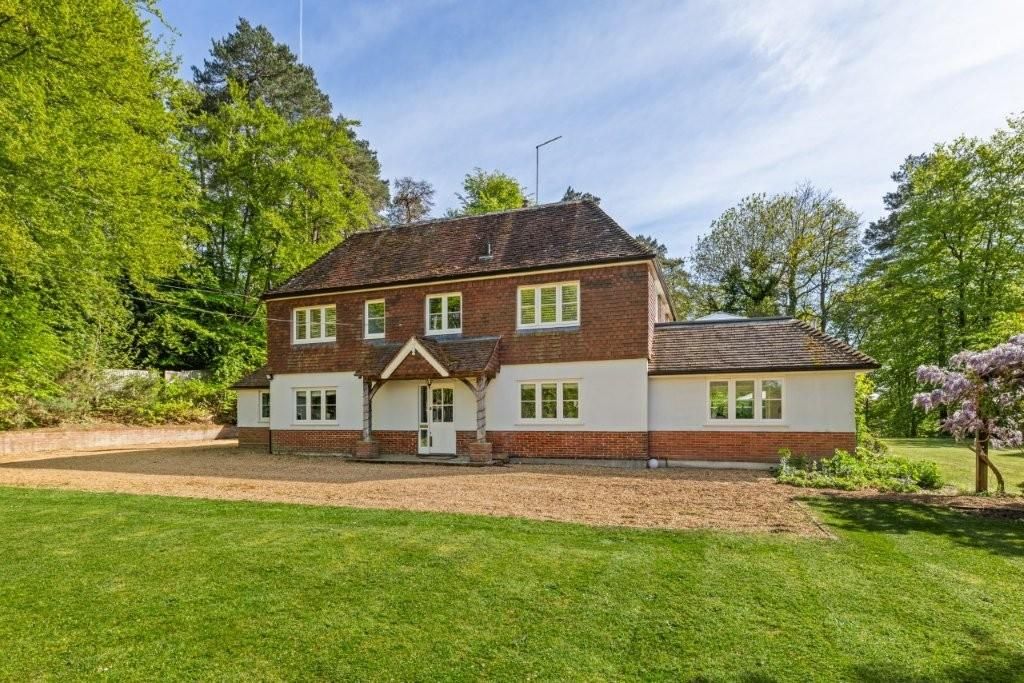 Property photo 1 of 33 Image