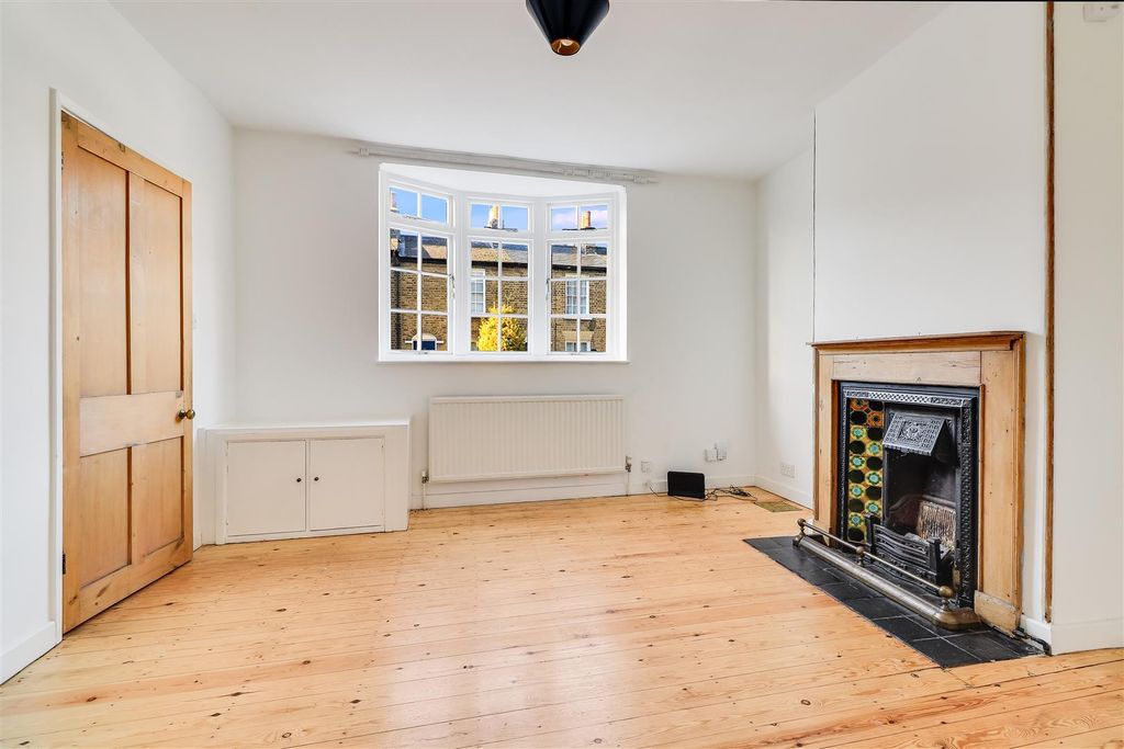 Property photo 3 of 19 Img (2).Jpg