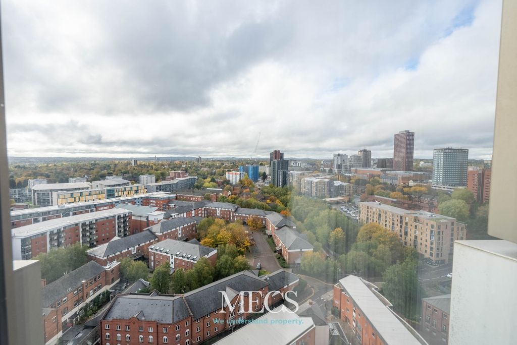 Property photo 2 of 5 4611982