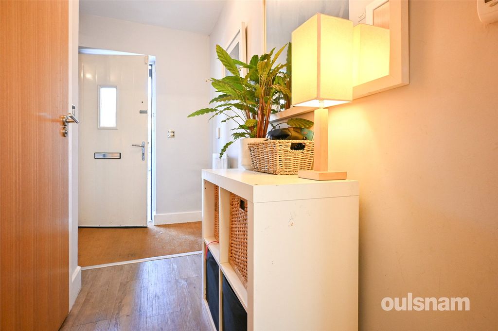 Property photo 3 of 37 Picture No. 07