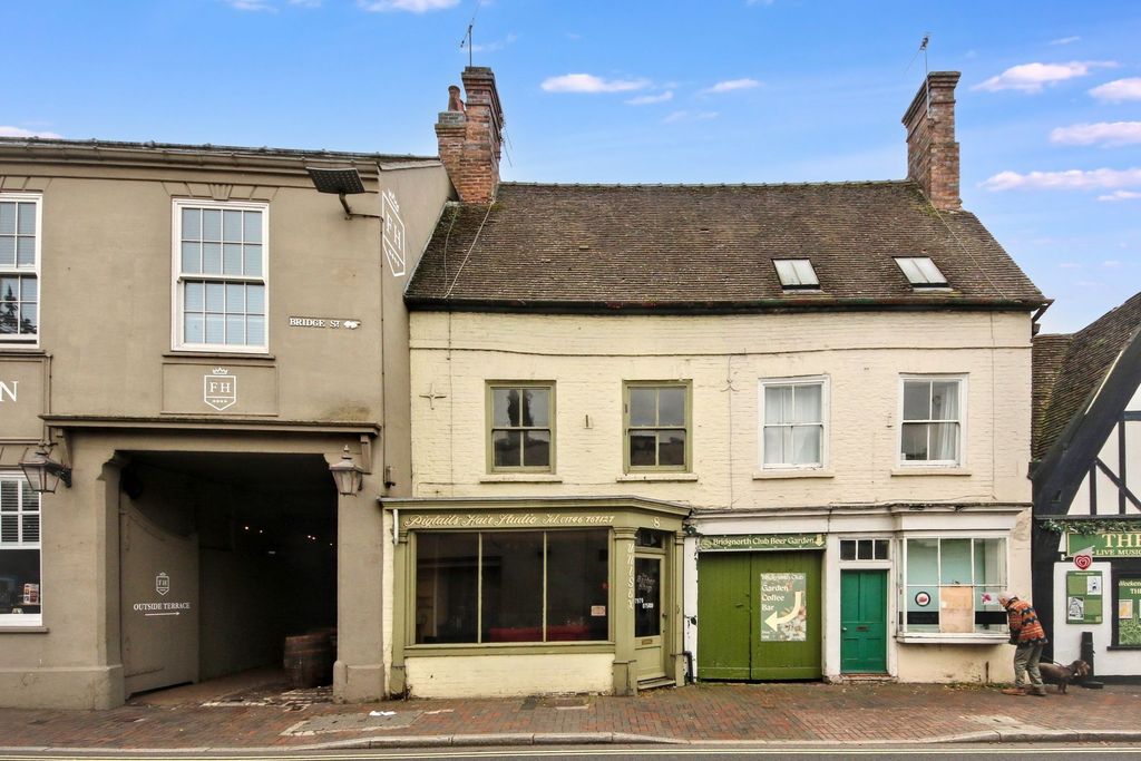 Property photo 1 of 22