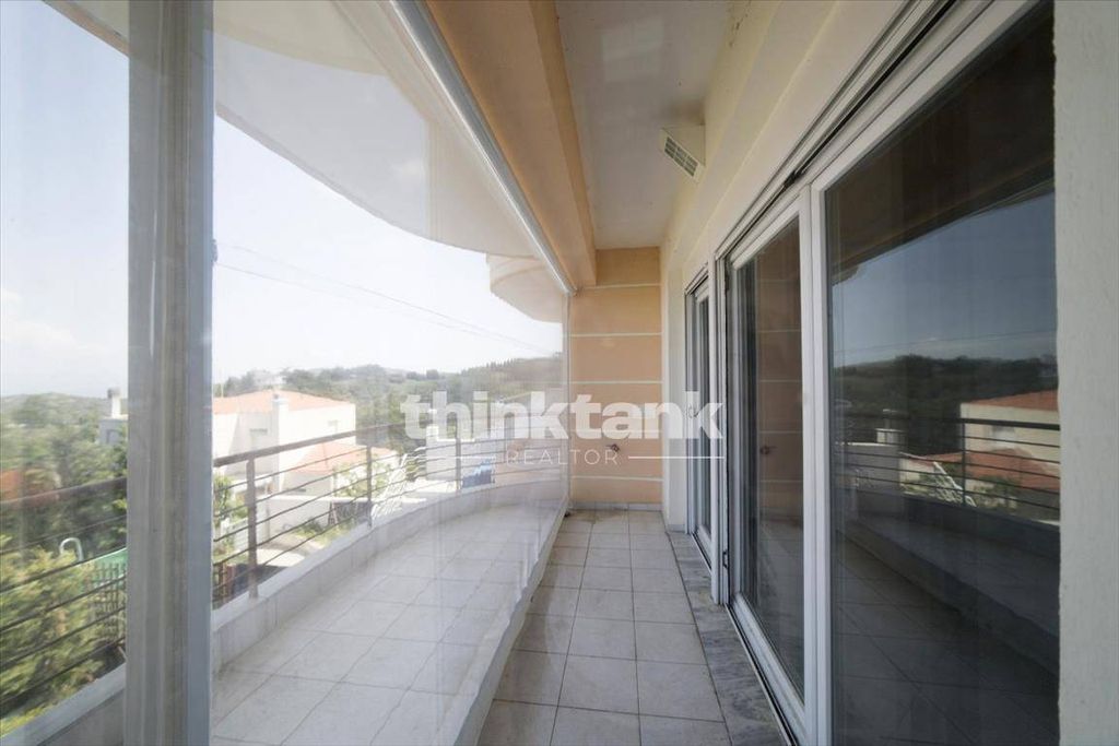 Property photo 2 of 26