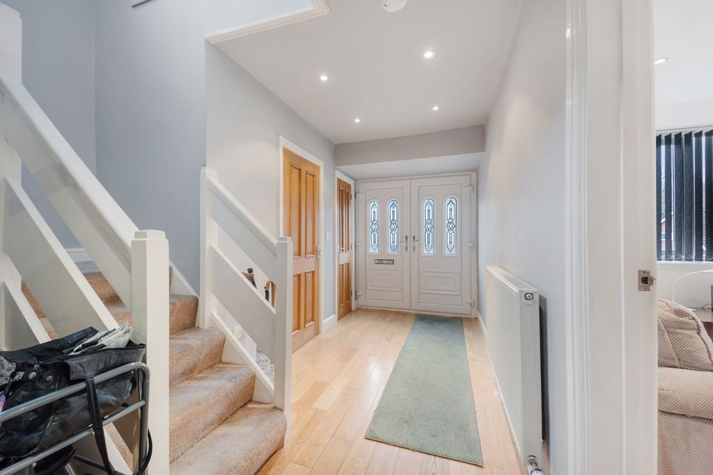 Property photo 3 of 36 Photograph 2