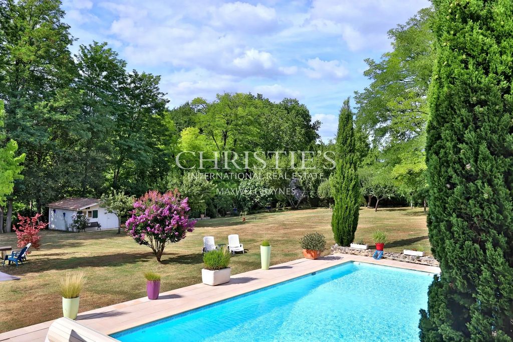 Property photo 3 of 24