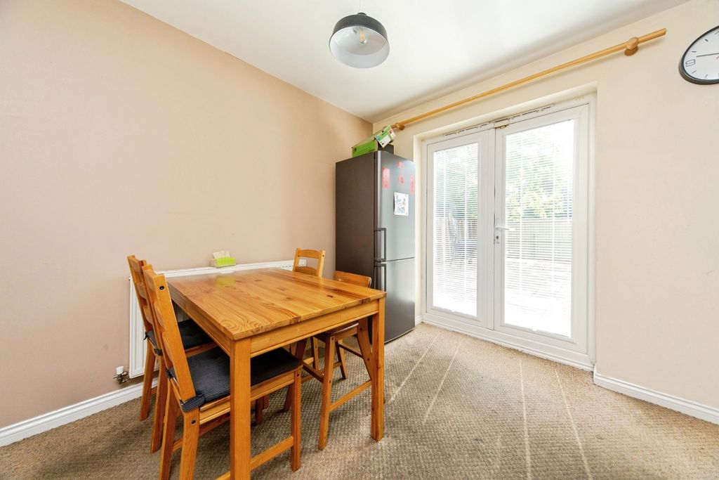 Property photo 3 of 20 Pbox-Img.Jpg