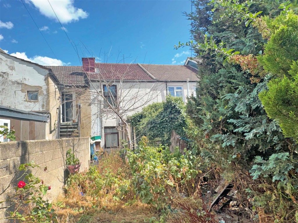 Property photo 2 of 5