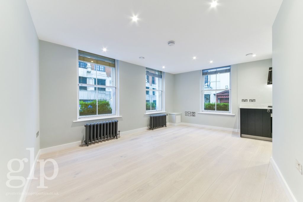 Property photo 1 of 18 974121