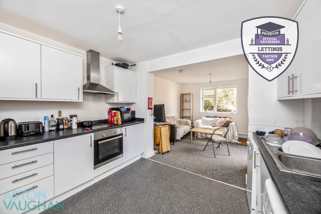 Property photo 1 of 18 4629430