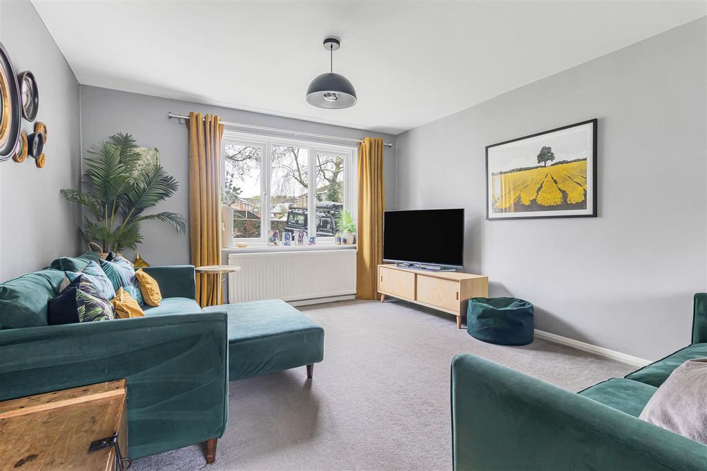 Property photo 3 of 22 13_71414.Jpg