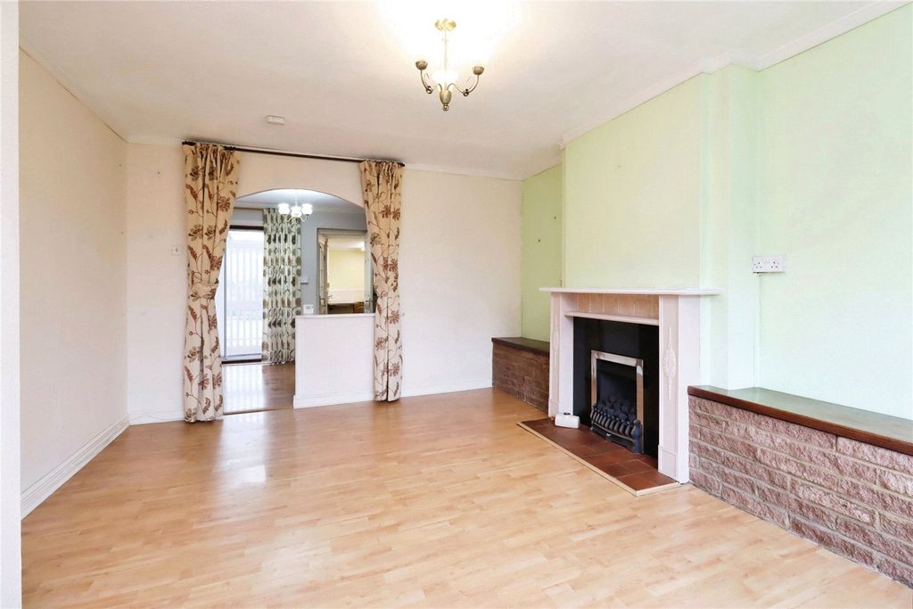 Property photo 2 of 17 Living Room