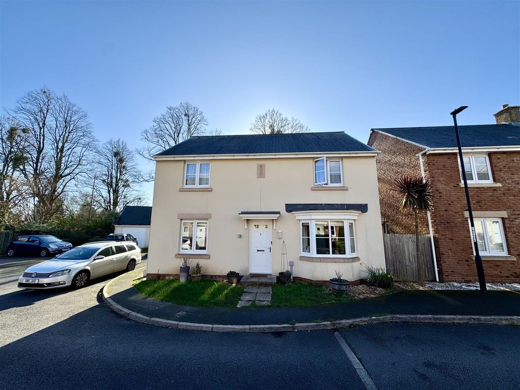 Property photo 1 of 20 Front Elevation