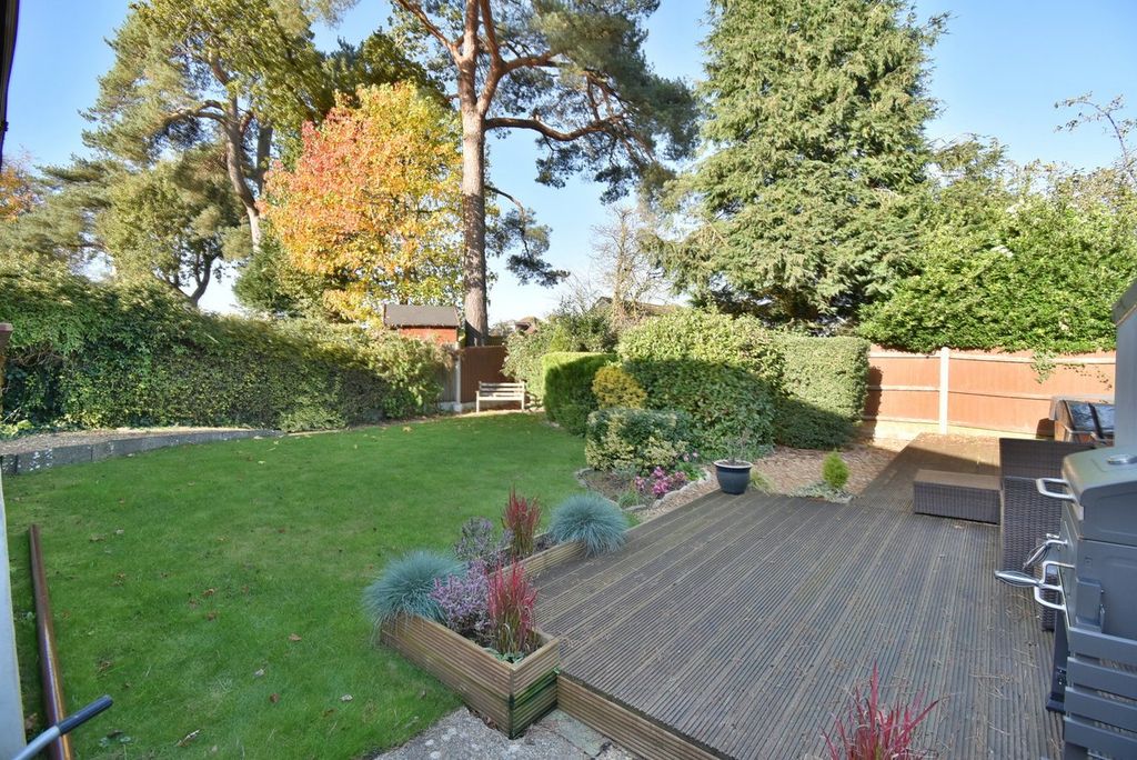 Property photo 2 of 26
