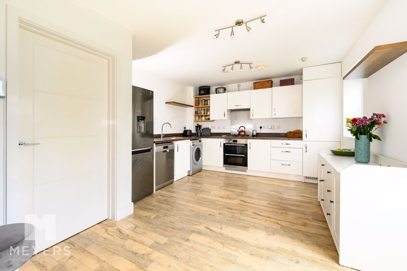 Property photo 3 of 20 Photo 17