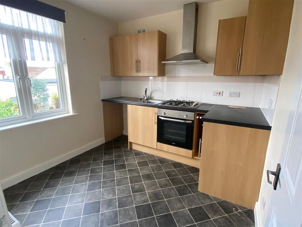 Property photo 3 of 5 Kitchen