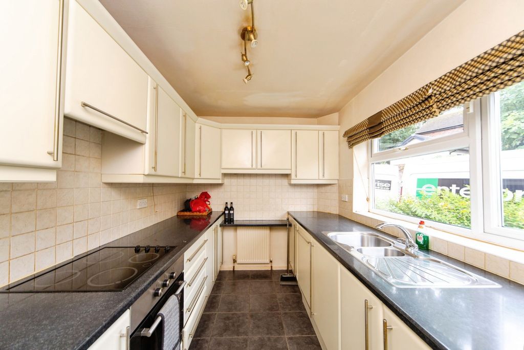 Property photo 2 of 10 Pbox-Img.Jpg