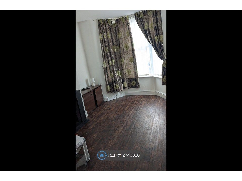Property photo 2 of 4