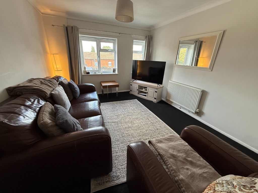 Property photo 3 of 12 5529183