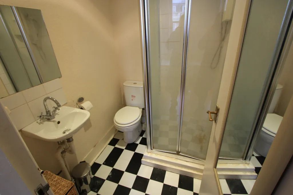 Property photo 3 of 3