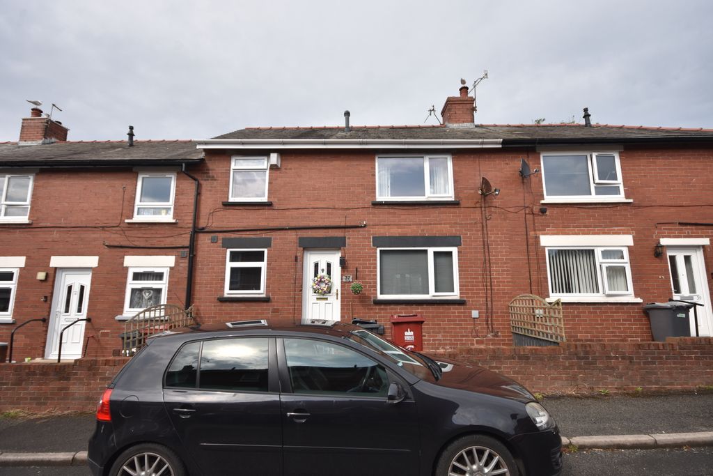 Property photo 1 of 13