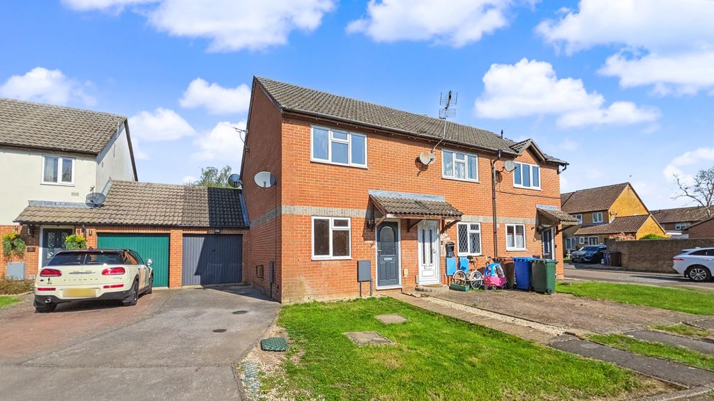 Property photo 1 of 12 5098012
