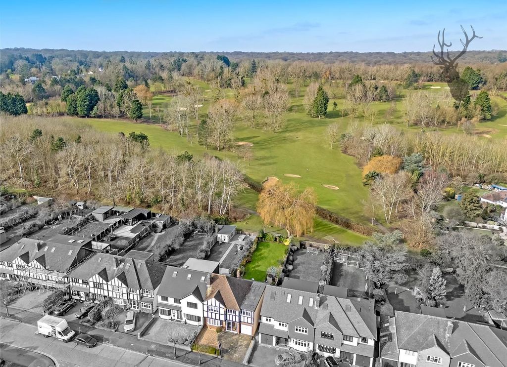 Property photo 2 of 26