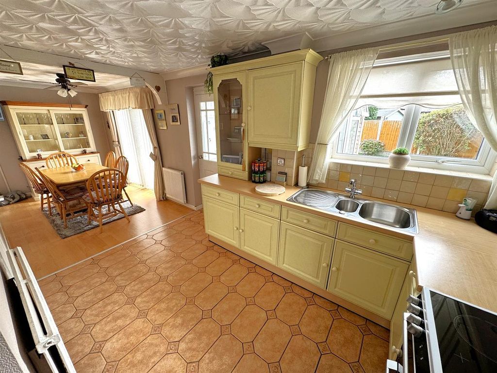 Property photo 3 of 42 Thumbnail_Image0 (2).Jpg