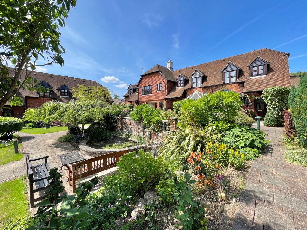 Property photo 1 of 50