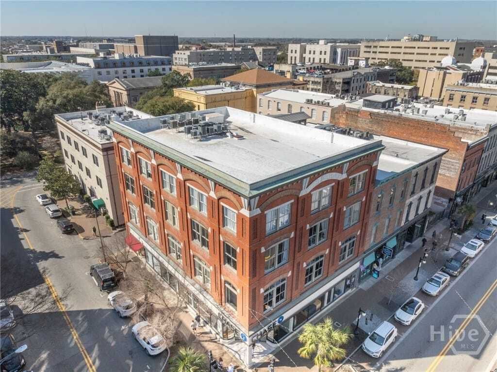 Property photo 1 of 30