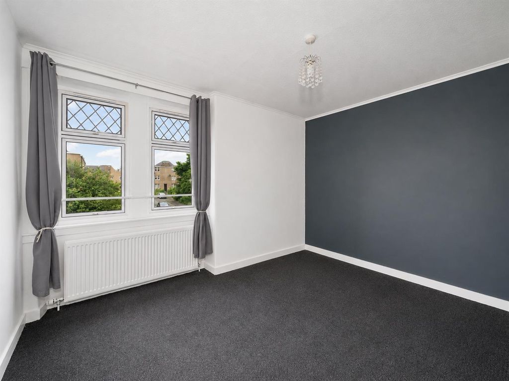 Property photo 3 of 12 5E Arklay Terrace Dundee-8.Jpg