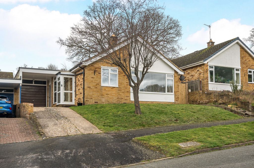 Property photo 1 of 15 1415990-1-69930A0...