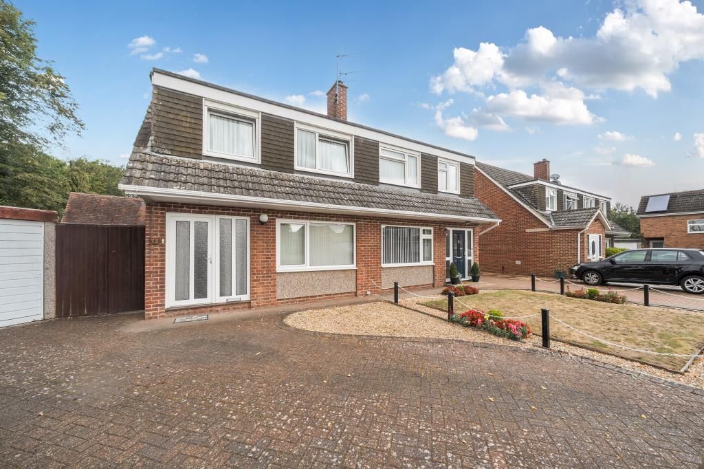 Property photo 1 of 21 External View