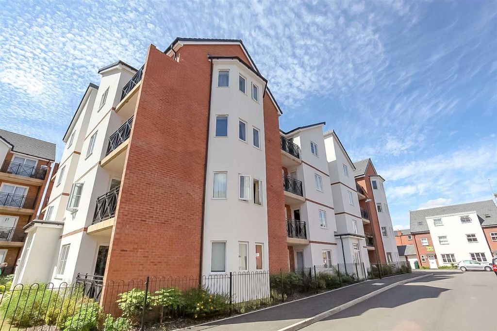 Property photo 1 of 6